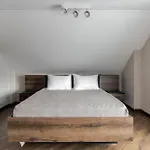 Inshiapartments On Hazova Str 6 Apartment *