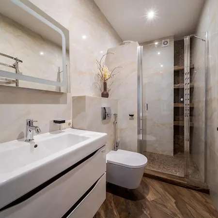 Apartman Inshiapartments On Hazova Str 6 Lviv