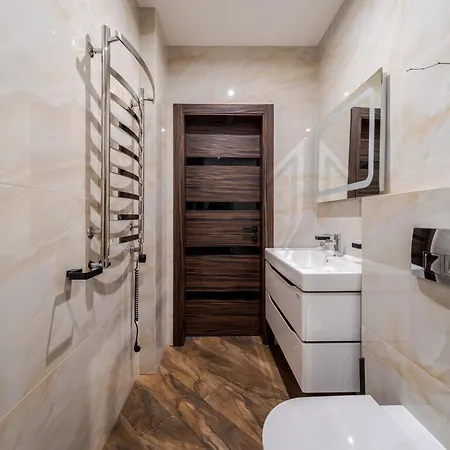 Inshiapartments On Hazova Str 6 Lviv