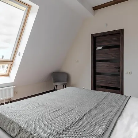 Inshiapartments On Hazova Str 6