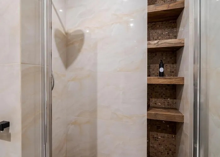 Inshiapartments On Hazova Str 6 公寓 利沃夫