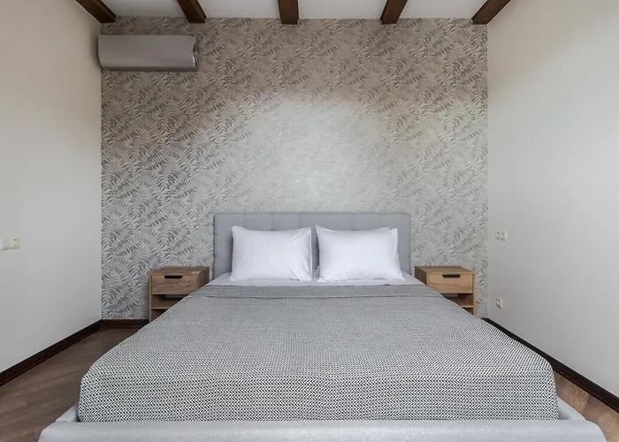 Inshiapartments On Hazova Str 6 *