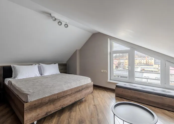 Inshiapartments On Hazova Str 6