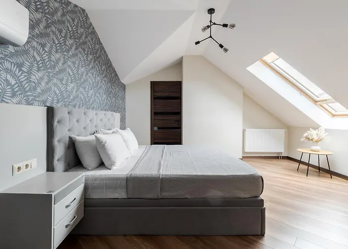 Inshiapartments On Hazova Str 6 דירה *