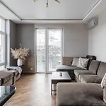 Inshiapartments On Hazova Str 6 إلفيف